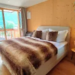 Homely Alpenpanorama-chalet Mit Eigener Sauna, Kamin Und Bergblick Apartman