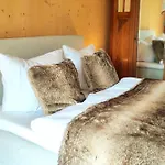 Apartman Homely Alpenpanorama-chalet Mit Eigener Sauna, Kamin Und Bergblick *
