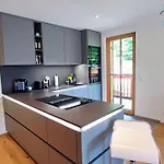 Homely Alpenpanorama-chalet Mit Eigener Sauna, Kamin Und Bergblick Apartman