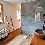 Apartman Homely Alpenpanorama-chalet Mit Eigener Sauna, Kamin Und Bergblick