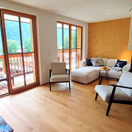 Homely Alpenpanorama-chalet Mit Eigener Sauna, Kamin Und Bergblick Apartamento *