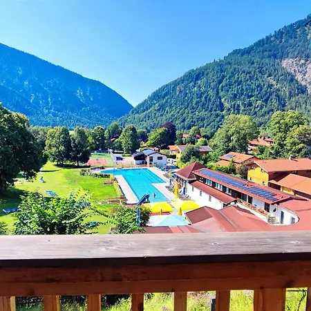 Homely Alpenpanorama-chalet Mit Eigener Sauna, Kamin Und Bergblick Appartement